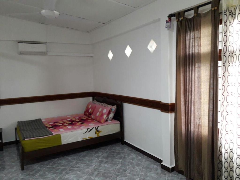 Nur Muslim Homestay At コタバル エクステリア 写真