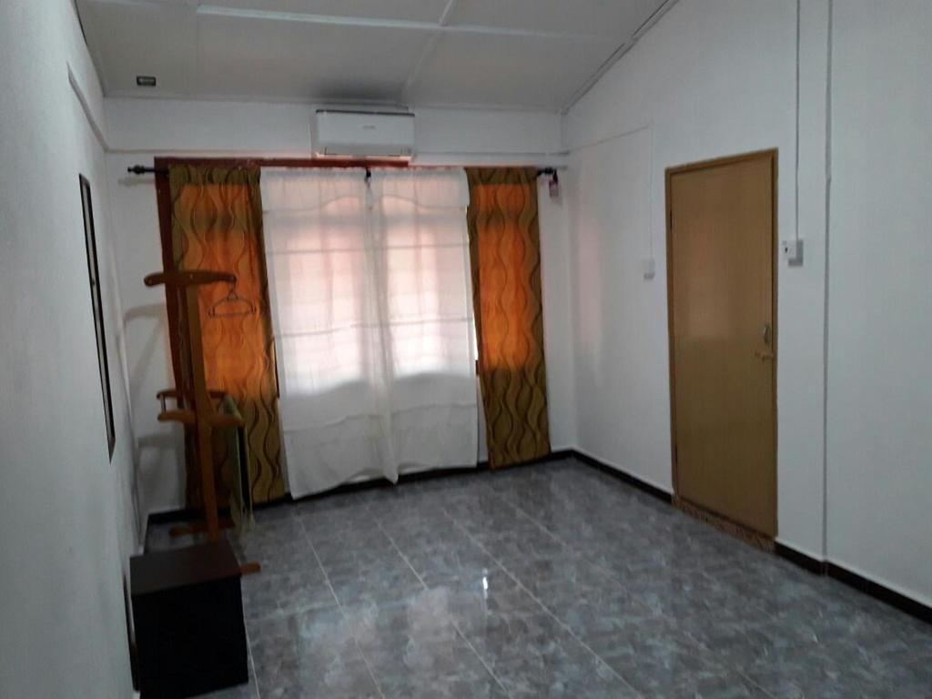 Nur Muslim Homestay At コタバル エクステリア 写真