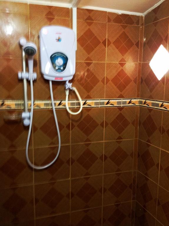 Nur Muslim Homestay At コタバル エクステリア 写真