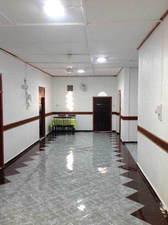 Nur Muslim Homestay At コタバル エクステリア 写真