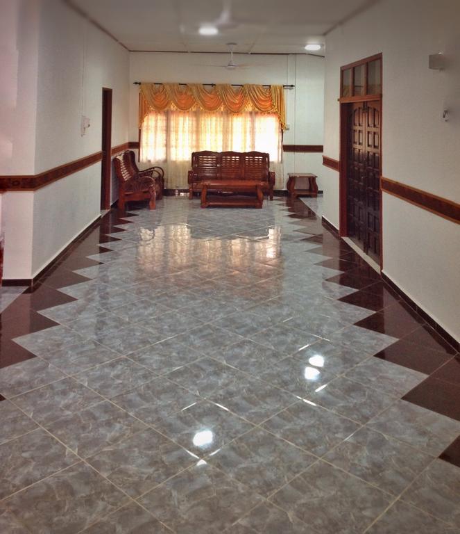 Nur Muslim Homestay At コタバル エクステリア 写真