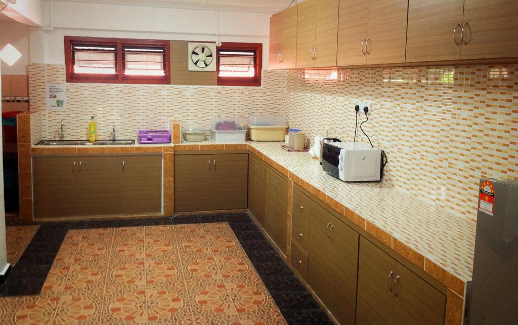 Nur Muslim Homestay At コタバル エクステリア 写真